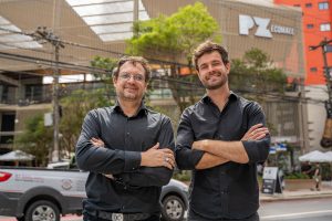 Fabiano Zucco e Filipe Pitz, idealizadores do PZ Ecomall e sócios da PZ Empreendimentos.